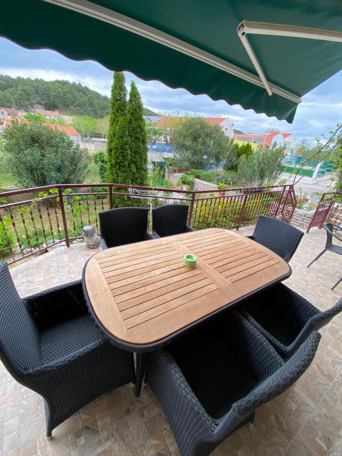 Casa Erceg Amor Vincit Omnia Skradin Luaran gambar